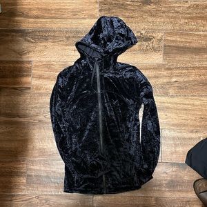 Lululemon hooded define crushed velvet jacket 8 black